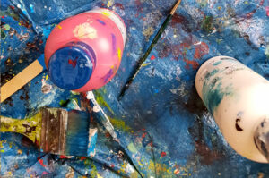 Sabine-Kraftmeier-Arbeitsmaterialien-Farbe-Pinsell-WEB